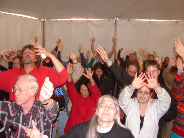 People Praising God